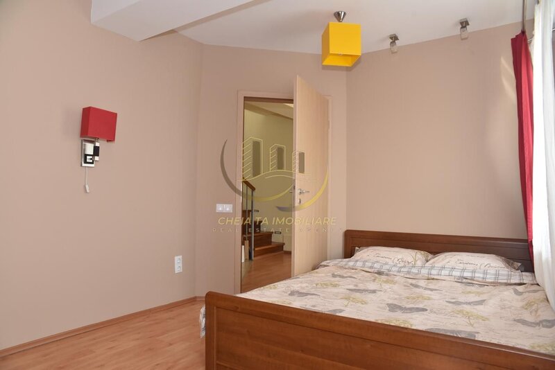 Duplex 130 mp, 2 terase mari, parcare – Intre Lacuri, zona rara